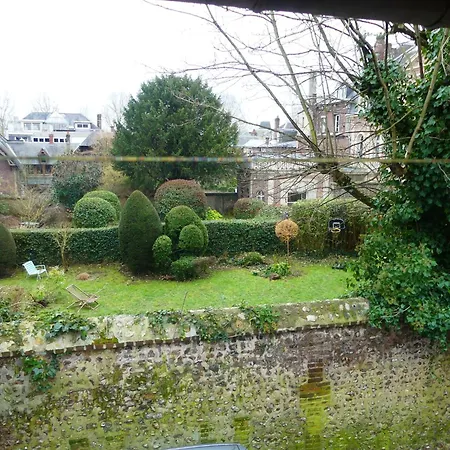 Cute Little House - 200 M Gare - Parking Prive *